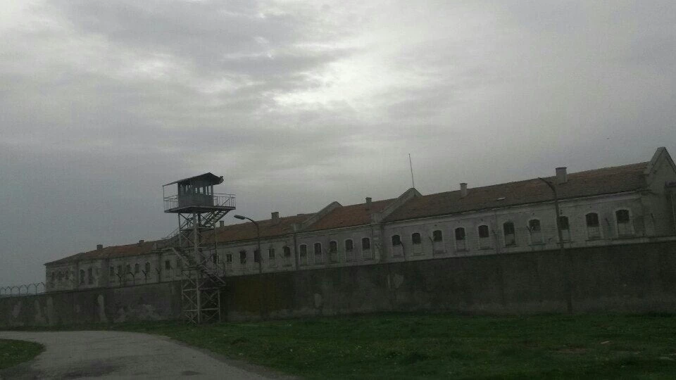 Εδώ κρατούνται οι Έλληνες Στρατιωτικοί – Aνίκανη η Κυβέρνηση να τους επιστρέψει πίσω – Εικόνες